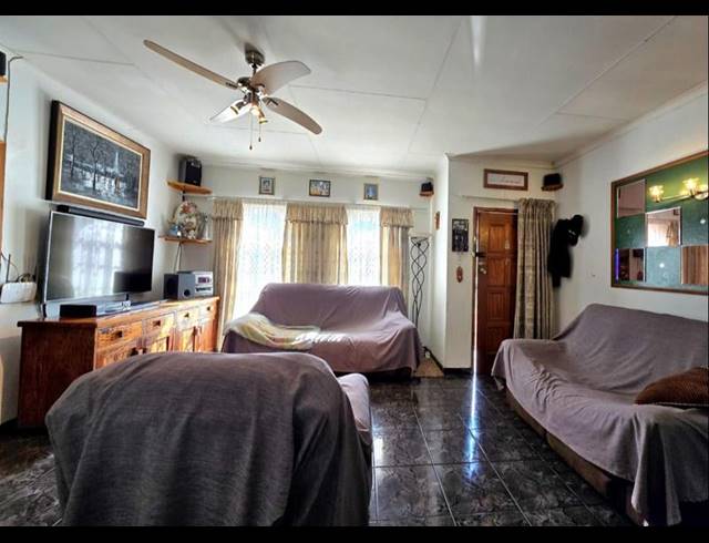 3 BEDROOM HOUSE FOR SALE IN SUIDEROORD